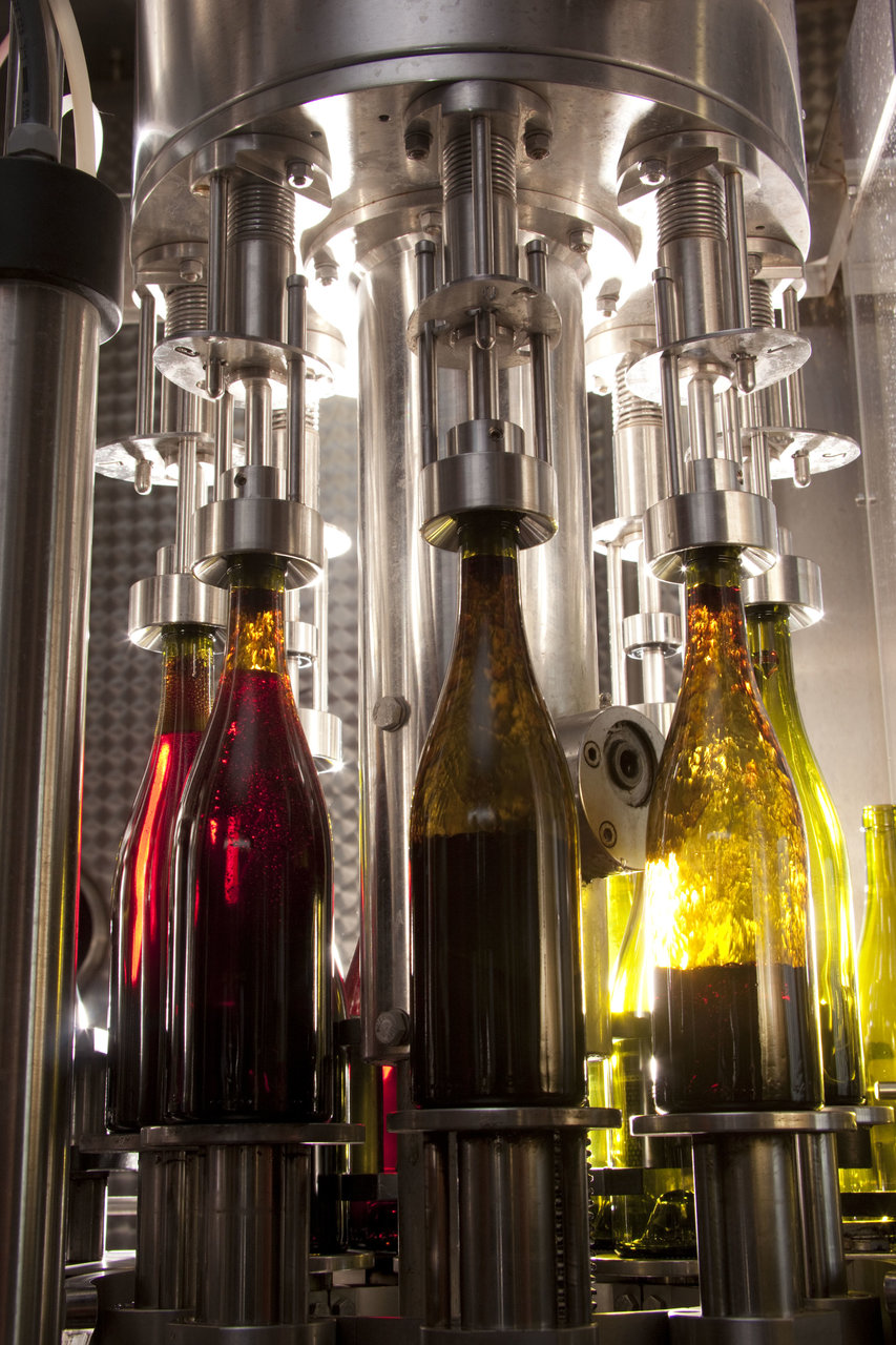 Wine bottling at the Domaine